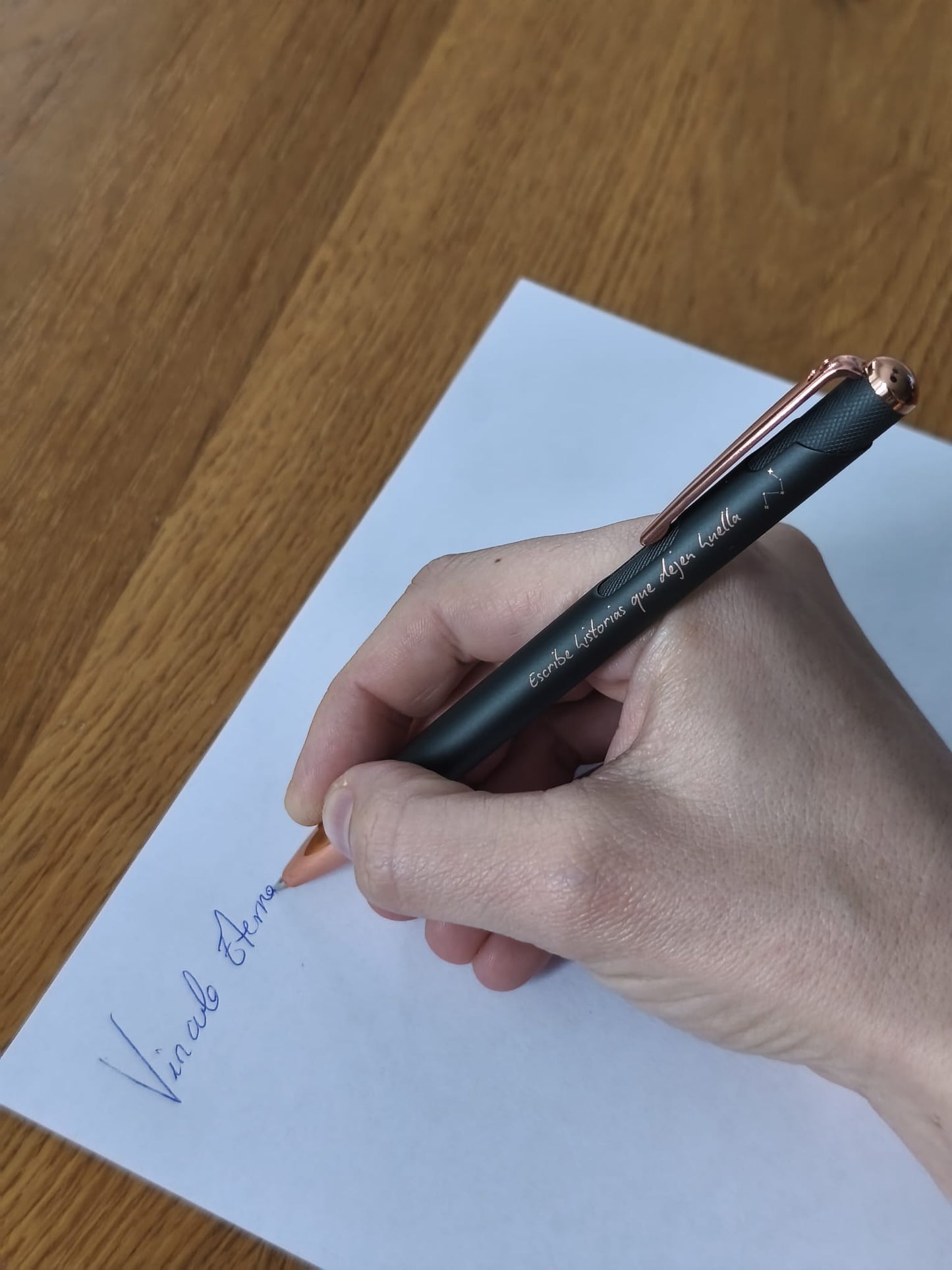 Bolígrafo Nara - Escribe historias que dejen huella